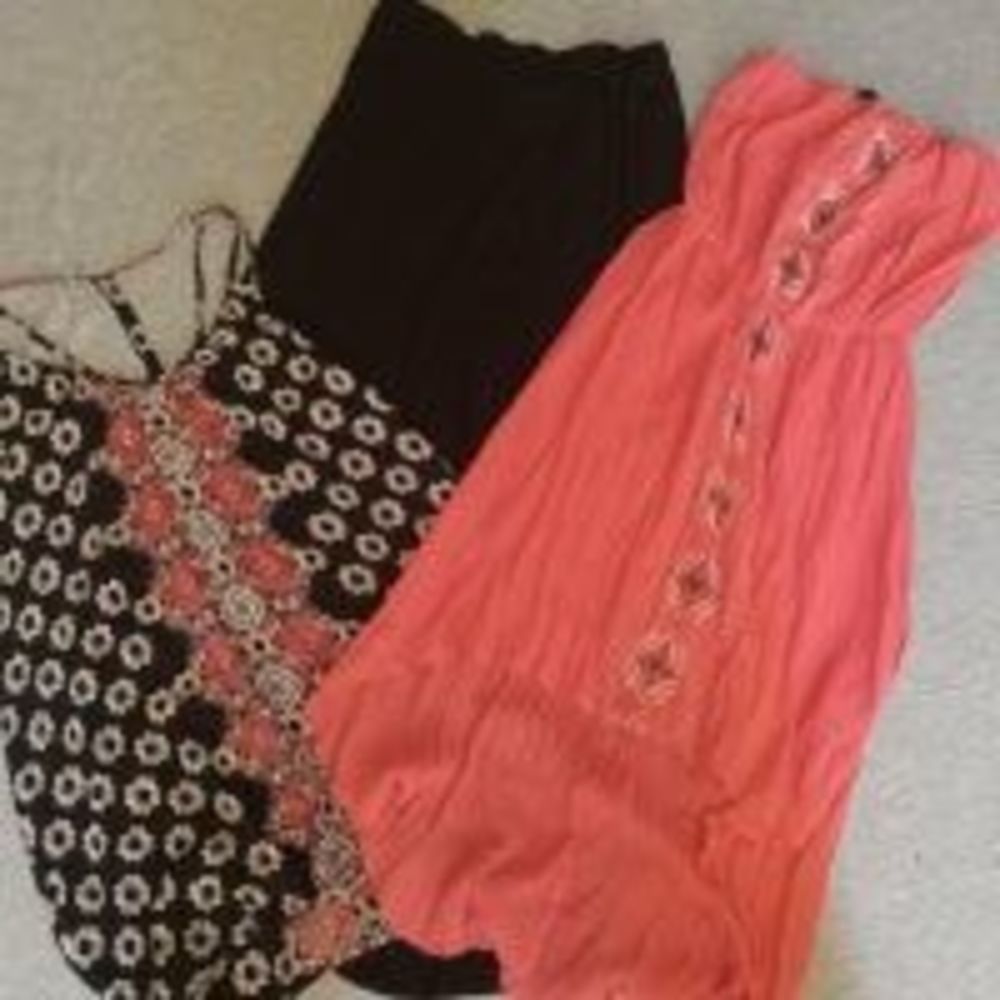 2 Womens outfits